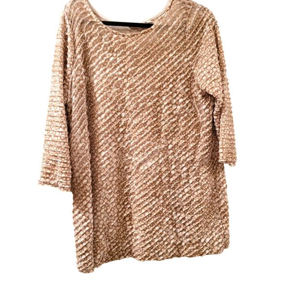 Susan Graver Textured Cream Polka Dot Top Size L Boho Preppy Neutral - Picture 1 of 6